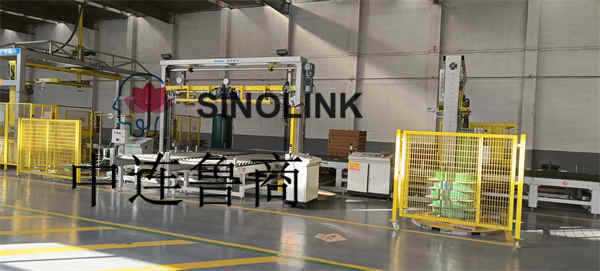 Máquina flejadora automática de protección de esquinas de lado largo