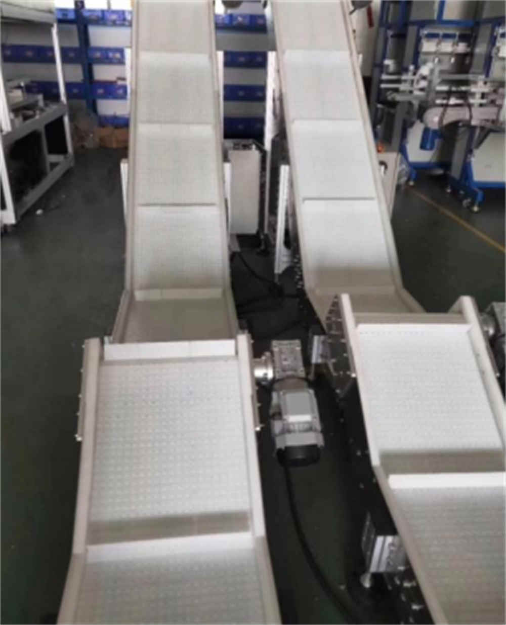 Sistema automático de clasificación y transporte personalizado