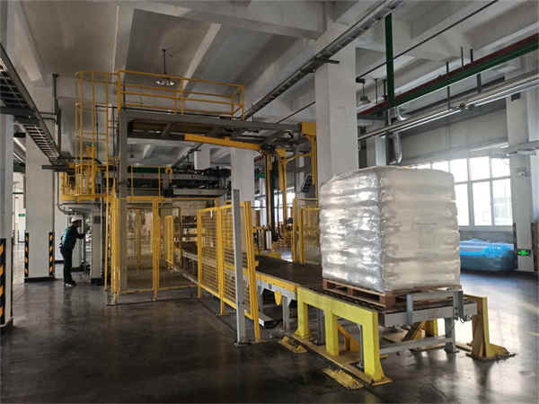 ZL1800FZ-PL Envolvedora de film estirable con brazo giratorio