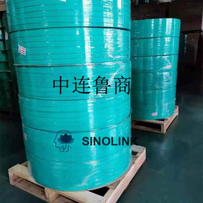 Correa de PET preparándose para la entrega