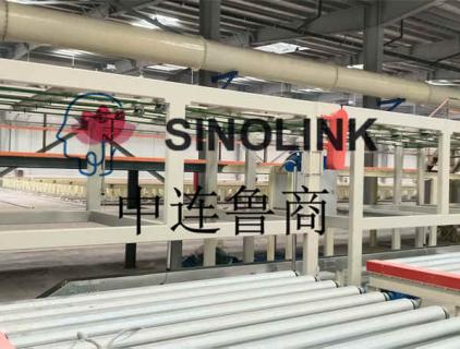 Sistema de clasificación y transporte automático de tableros artificiales