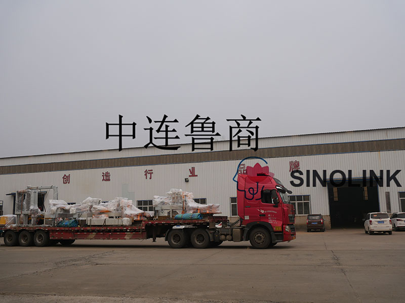 Delivery Pictures of Strapping Machine 