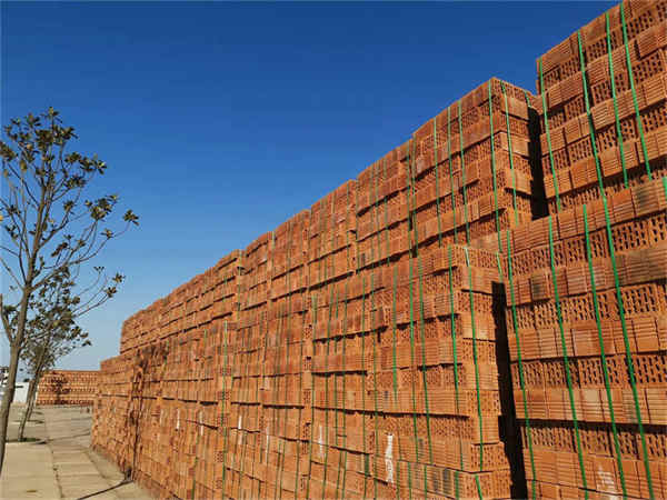 Máquina flejadora con cinta de embalaje de PP Strapping Machine Using PP Packing Tape