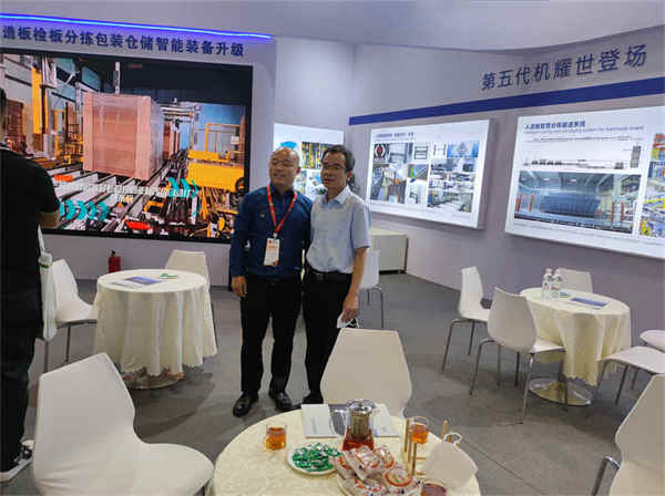 Máquina empacadora de paletas de esquina de papel Lenthen en línea completamente automática Full Automatic Online Lenthen Paper Corner Pallet Wrapping Machine