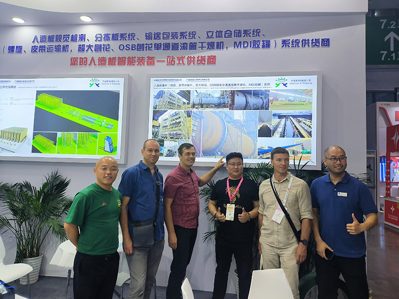 Feria internacional de maquinaria para muebles y maquinaria para trabajar la madera de Shanghai Shanghai International Furniture Machinery&Woodworking Machinery Fair