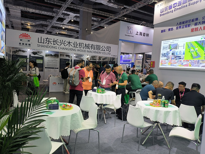 Feria internacional de maquinaria para muebles y maquinaria para trabajar la madera de Shanghai Shanghai International Furniture Machinery&Woodworking Machinery Fair