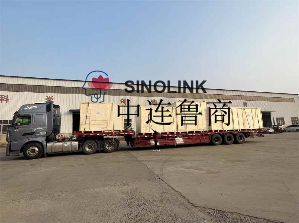 Entrega de máquinas envasadoras de películas estirables y películas protectoras Deliverying For Stretch Film & Covering Film Packaging Machine