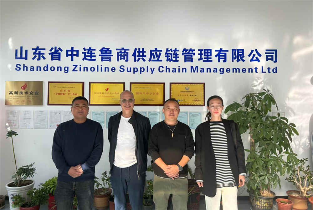 Bienvenido cliente de Canadá que visita nuestra empresa